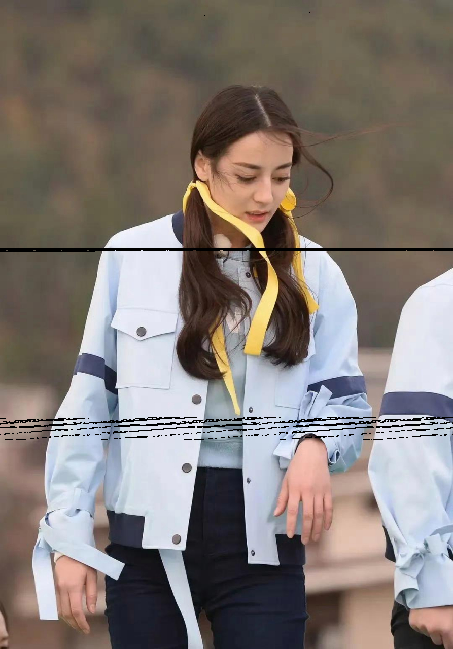 早期《跑男》时期的热巴,李沁和唐艺昕,素颜照里谁最抢眼