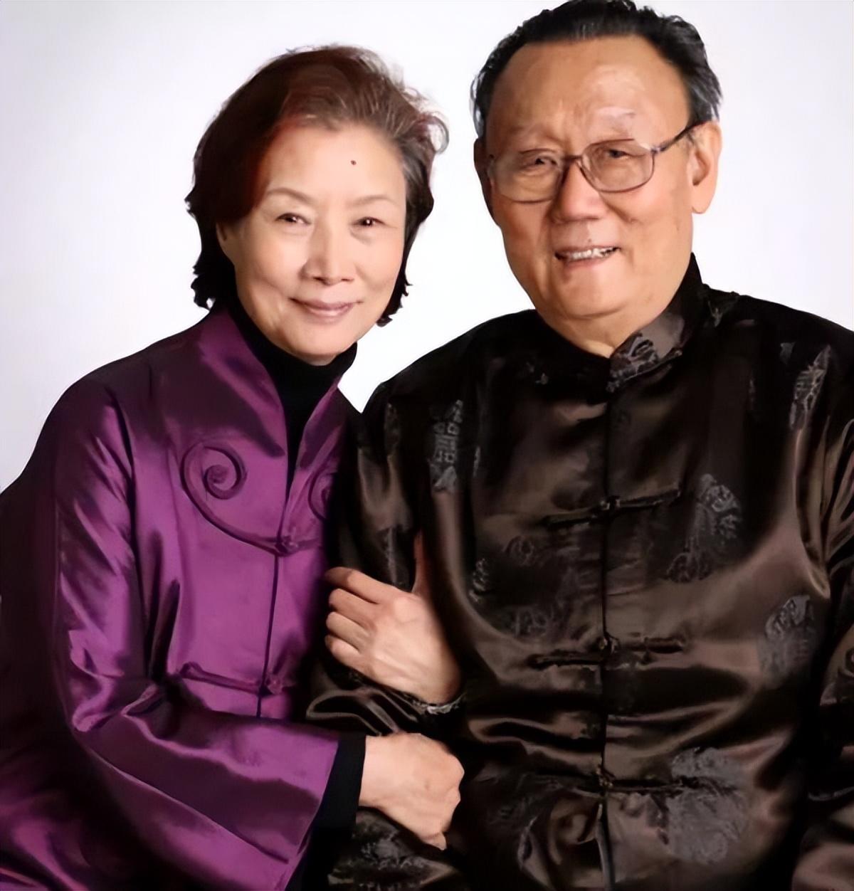 回顾吕中:23岁嫁人,与丈夫恩爱53年难舍难分,儿女是她的骄傲