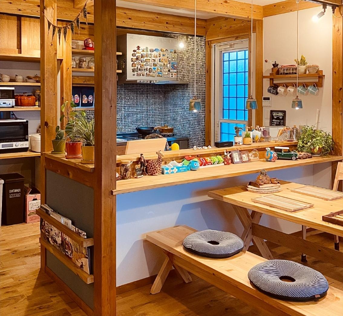 厨房不一定大就好,瞧瞧日本人布置的,整洁上档次,晒晒!