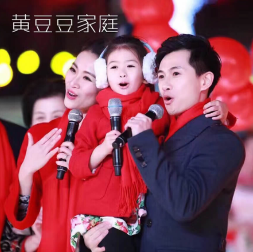 回顾舞蹈家黄豆豆,因身高两次受阻,被学校拒绝,被岳母嫌弃