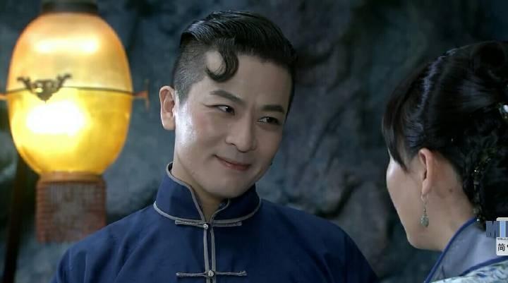 事实证明!"消失"已久的45岁于毅,早已走上了另一条大道!