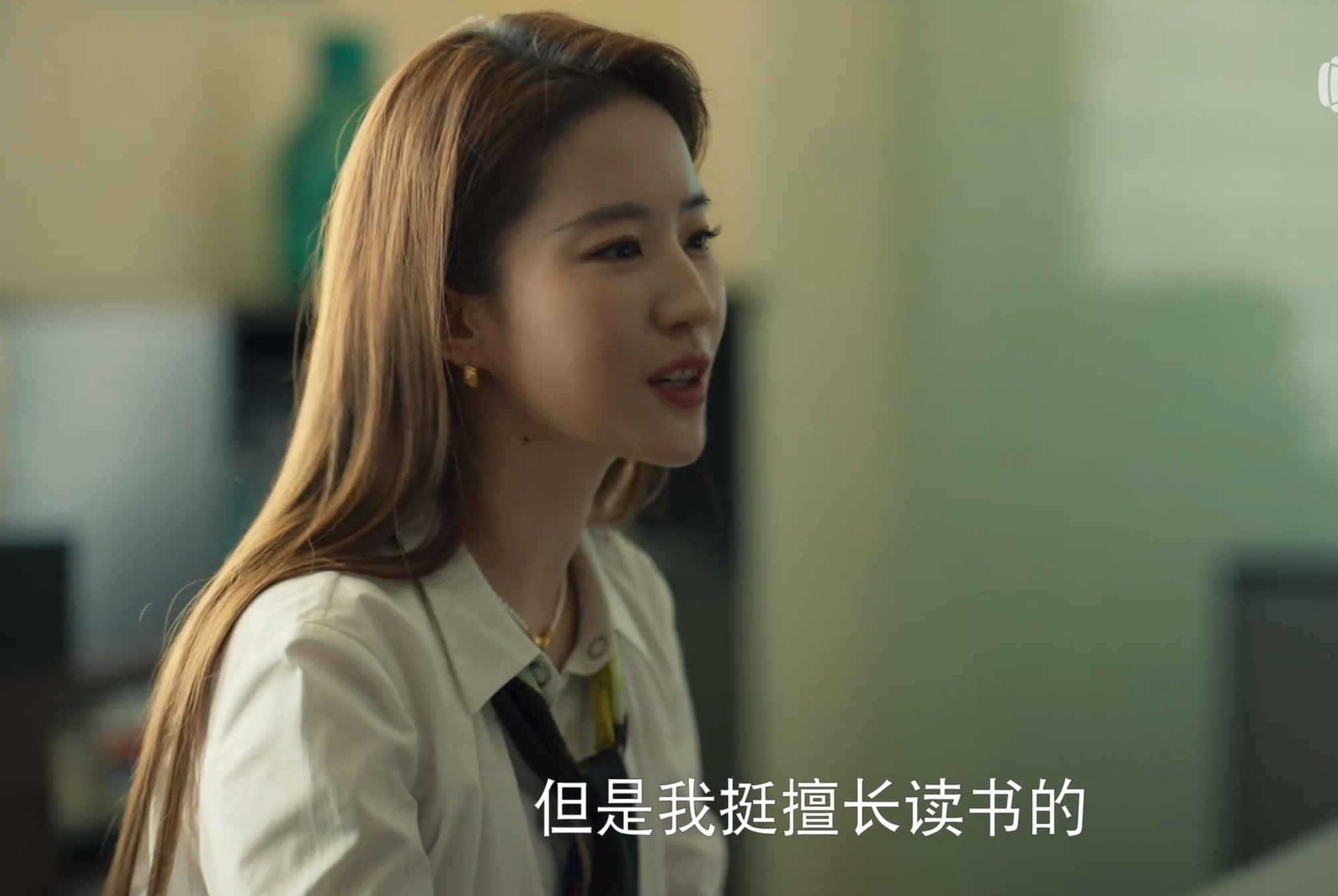 呼吁《玫瑰的故事》尽快下架,刘亦菲饰演的黄亦玫,三观尽毁