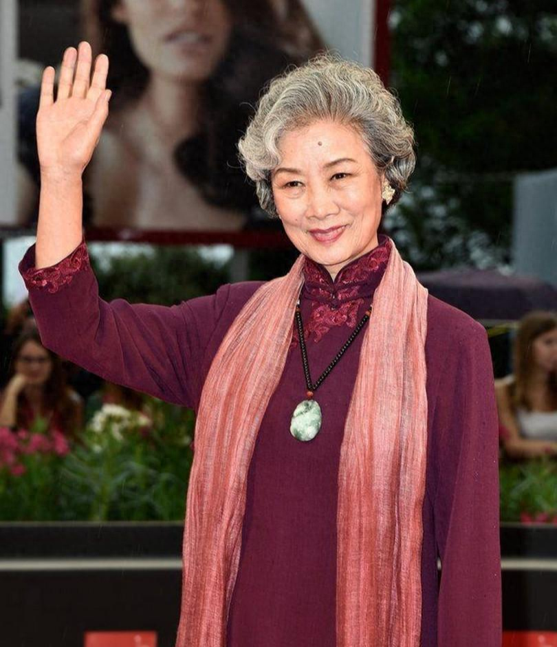 回顾吕中:23岁嫁人,与丈夫恩爱53年难舍难分,儿女是她的骄傲