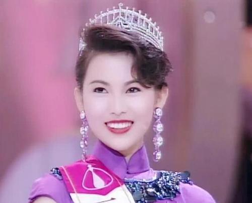 回顾"港姐"蔡少芬,人生最绝望的时候嫁给张晋,苦尽甘来