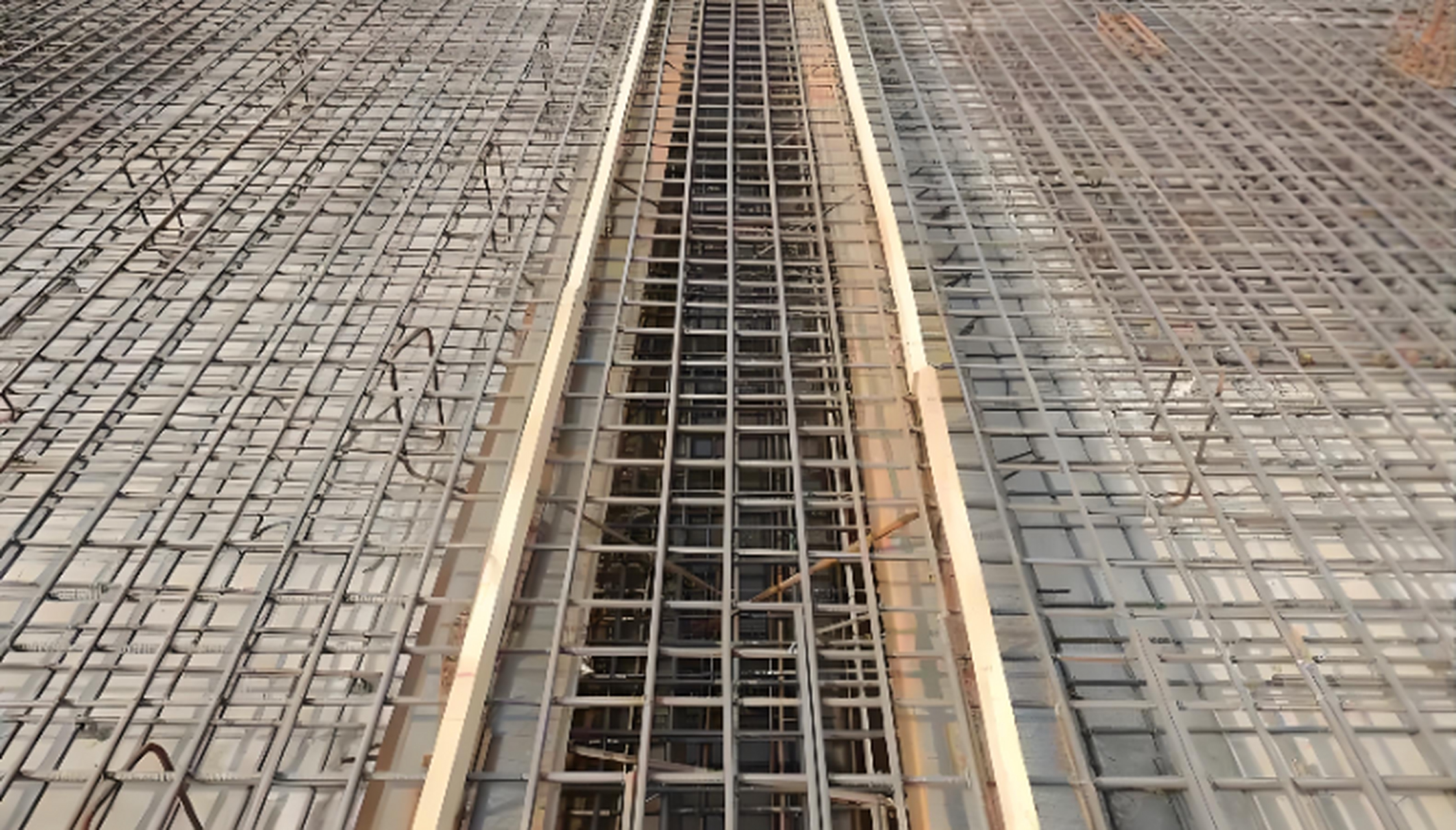 后浇带分为沉降后浇带和伸缩后浇带.