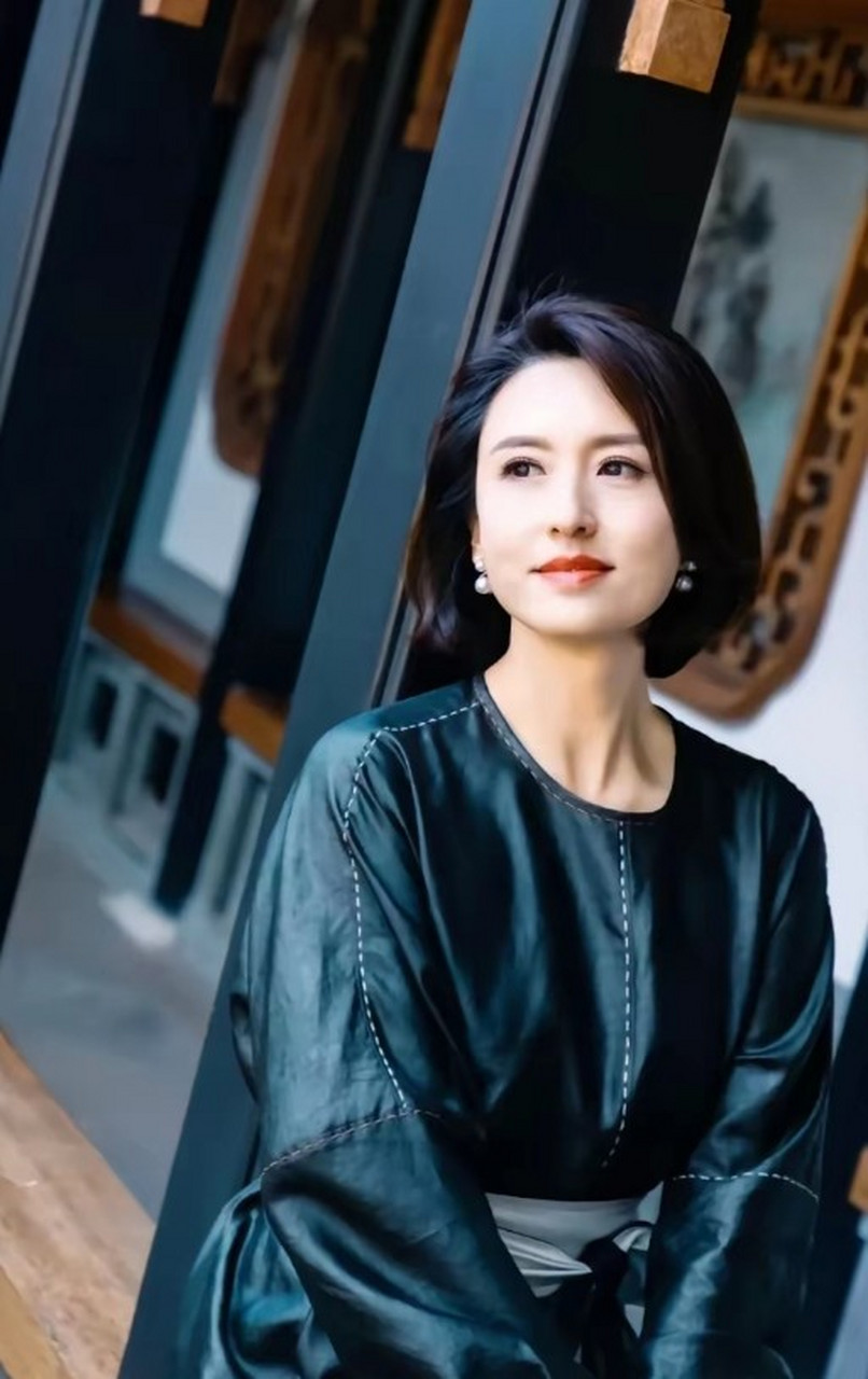 央视女神转战北电,张蕾新身份大揭秘!