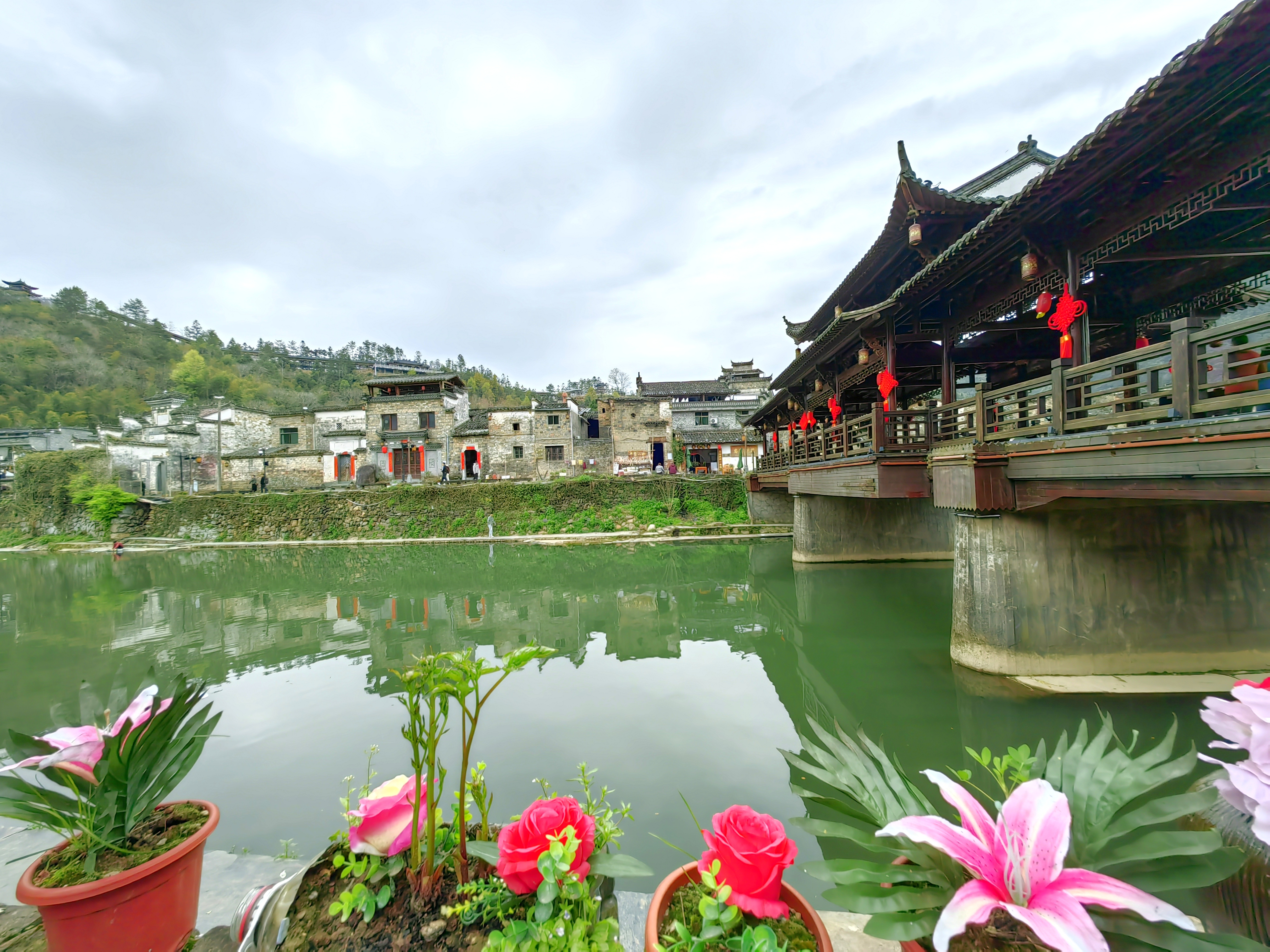 瑶里古镇,位于江西省景德镇市浮梁县东部,祁门,休宁,婺源,浮梁四县