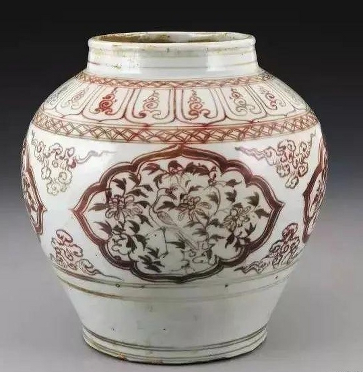 对比学习学习元代的釉里红瓷器,看看什么是宝光,什么是贼光.