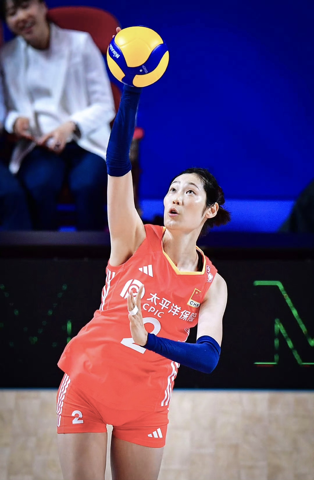 实话实说,朱婷,绝对是现在中国女排核心球员,看球的球迷都知道,比赛场