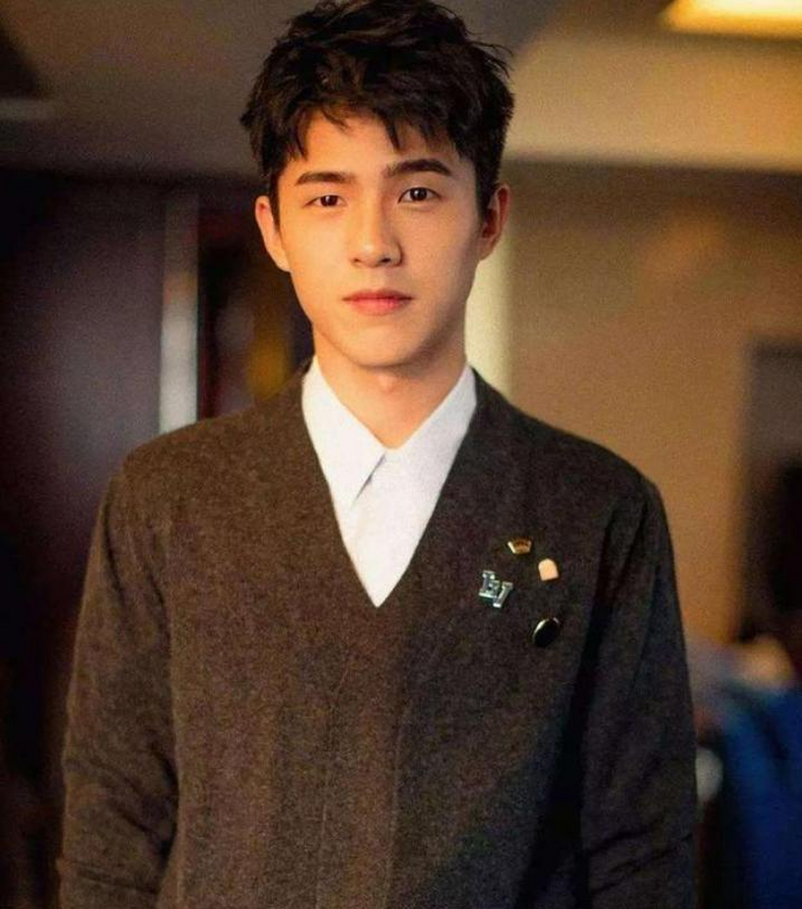 刘昊然回归《明侦》,脸部变胖发福明显,网友戏称:神似雷佳音