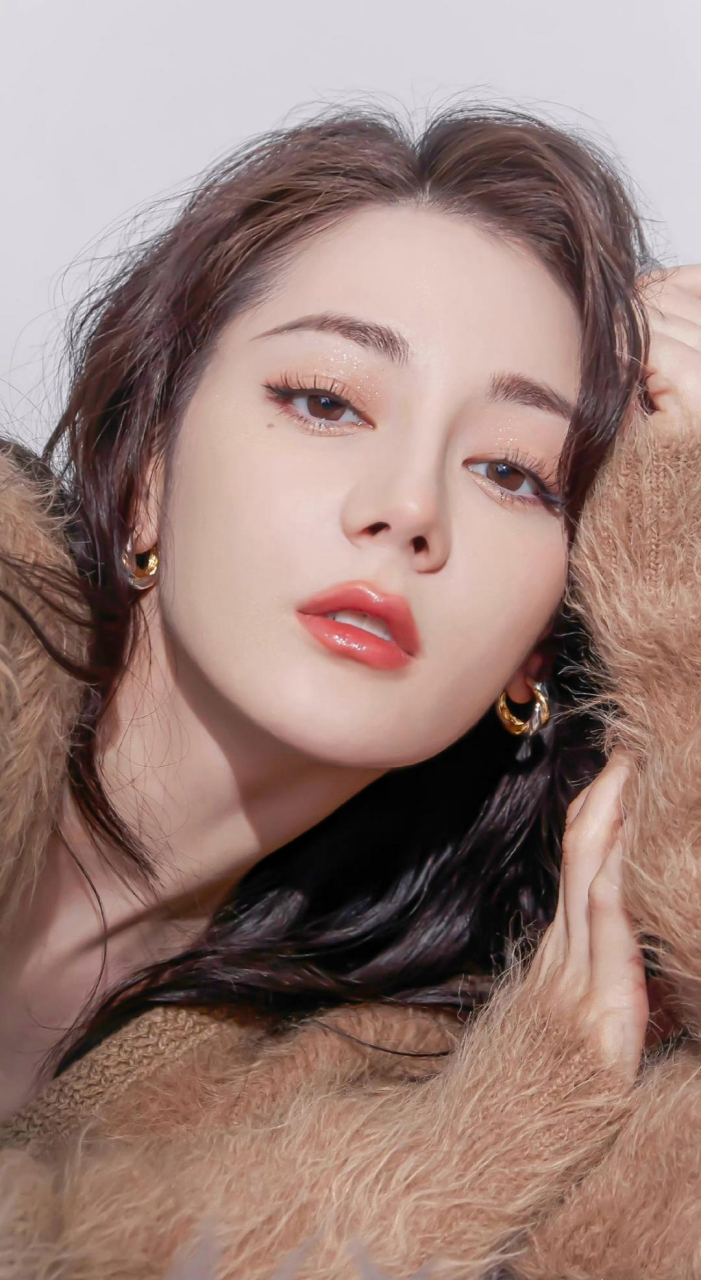 迪丽热巴好精致的五官