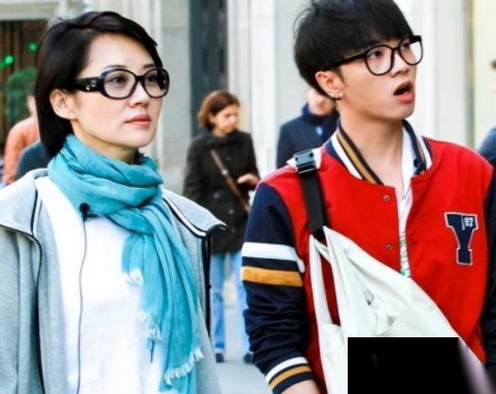 华晨宇称要娶许晴,两人相差20岁,年龄差距让人不禁好奇他们之间的感情