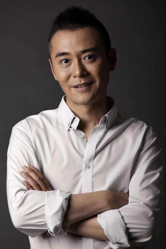 回顾阮巡:娶大15岁妻子吴琼,母亲与妻子亲如姐妹,如今感情如何