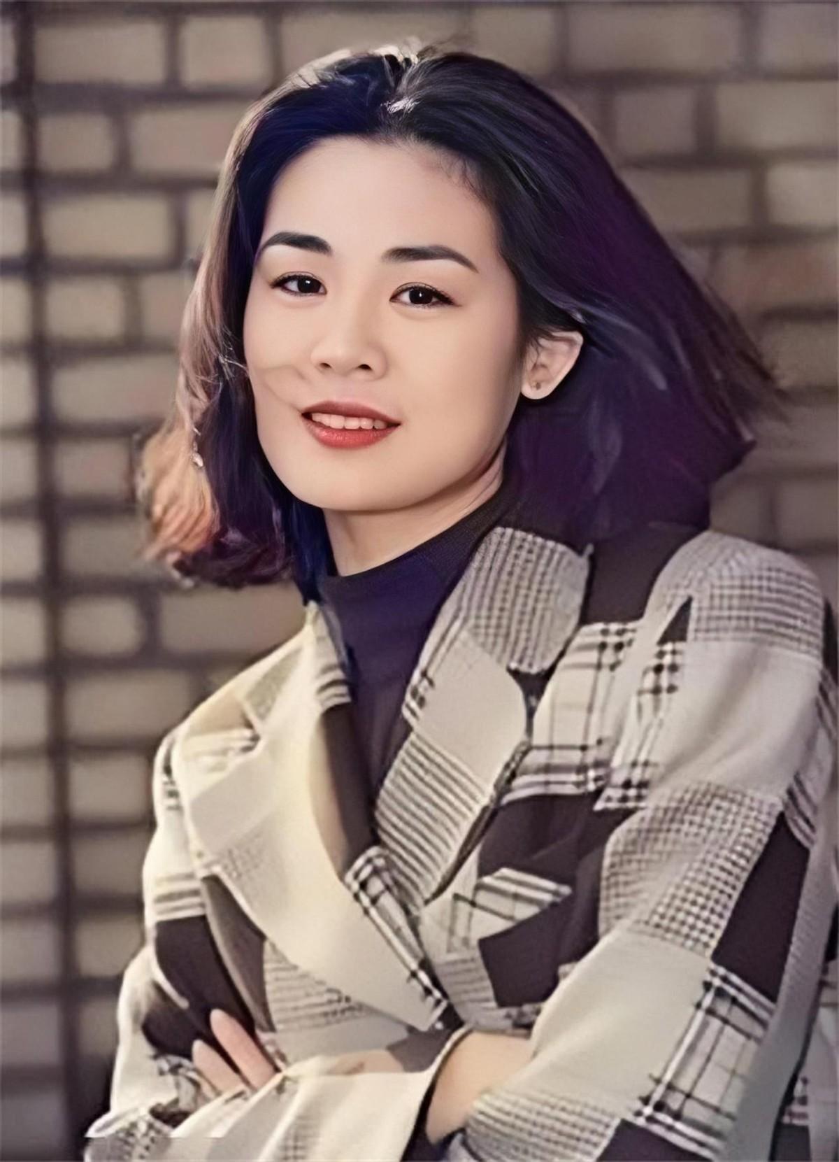 回顾演员石凉:和丛珊离婚后,再婚娶圈外人,儿子成他一生愧疚