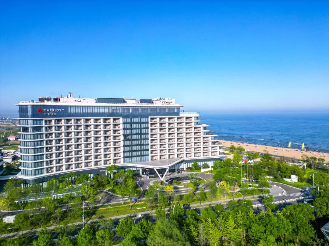 夏天的秦皇岛,海景不输三亚,文艺不逊大理,比你想象中更好玩!
