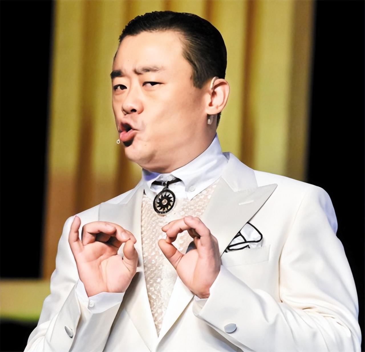 回顾女富豪胡洁:前夫由司机变巨贪,转身嫁周立波,豪气送保时捷