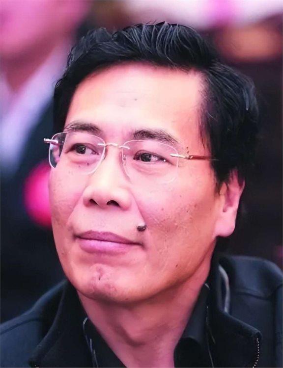 笑林病逝多年,回头再看妻子的决定,才明白笑林到底有多聪明