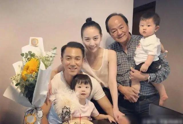 狄龙老婆图片