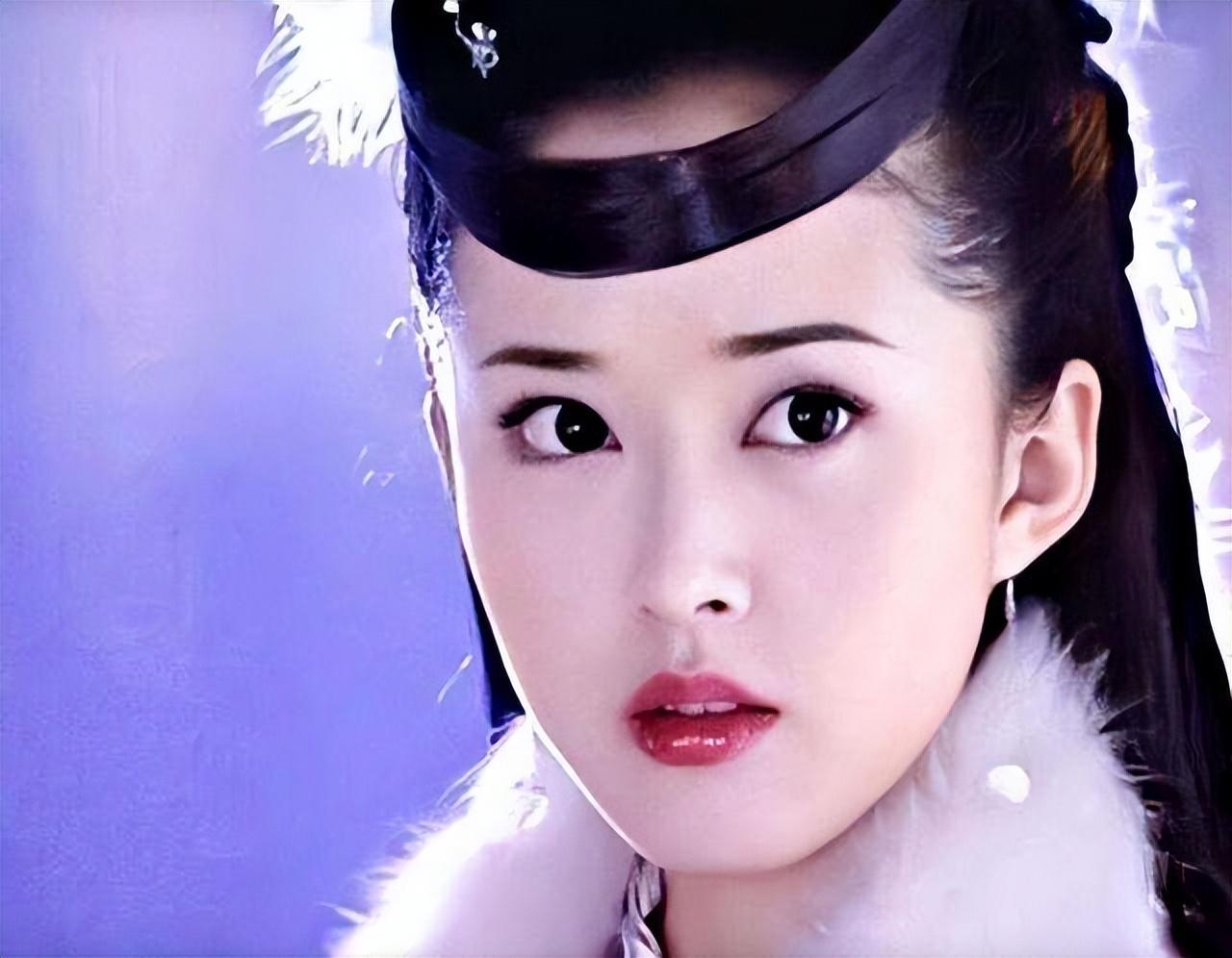 回顾演员颜丹晨:我这辈子最正确的决定,就是44岁为小丈夫生儿子