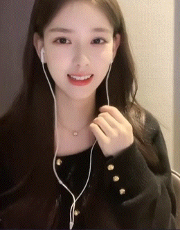 黄一鸣公开孩子父亲身份:王思聪,证据确凿,过程全揭秘!