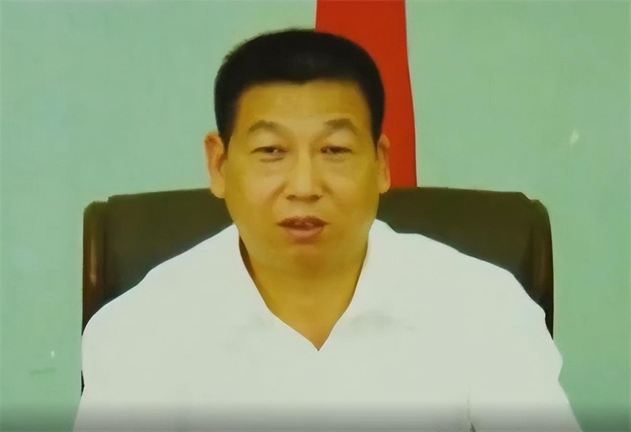 葛七宝从2000年起,至2014年,担任了14年的北辰村村委书记