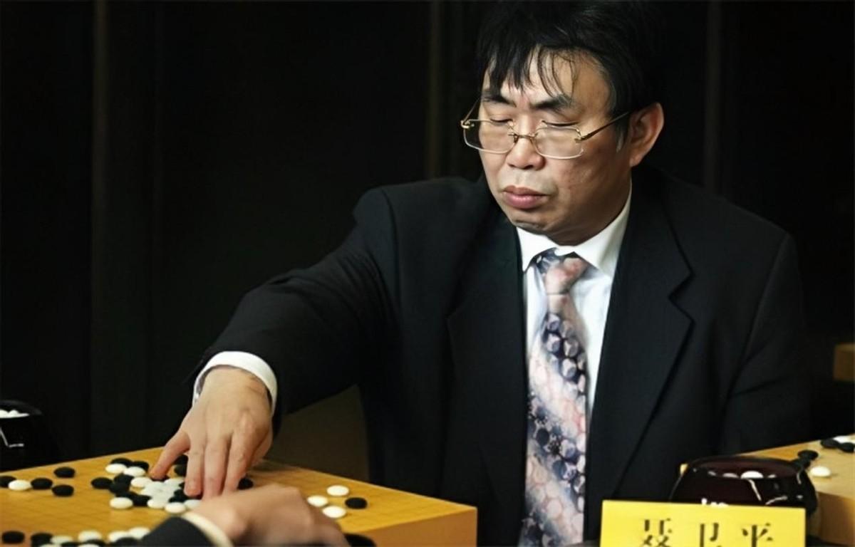 回顾:那个不听哥哥王刚劝告,执意嫁给聂卫平的王静,后来如何