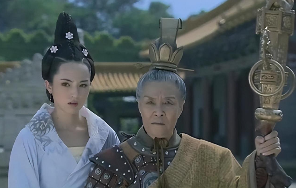 走进冯小刚的《一地鸡毛》与陈道明,徐帆,丁嘉丽搭戏,她是"小林母亲".