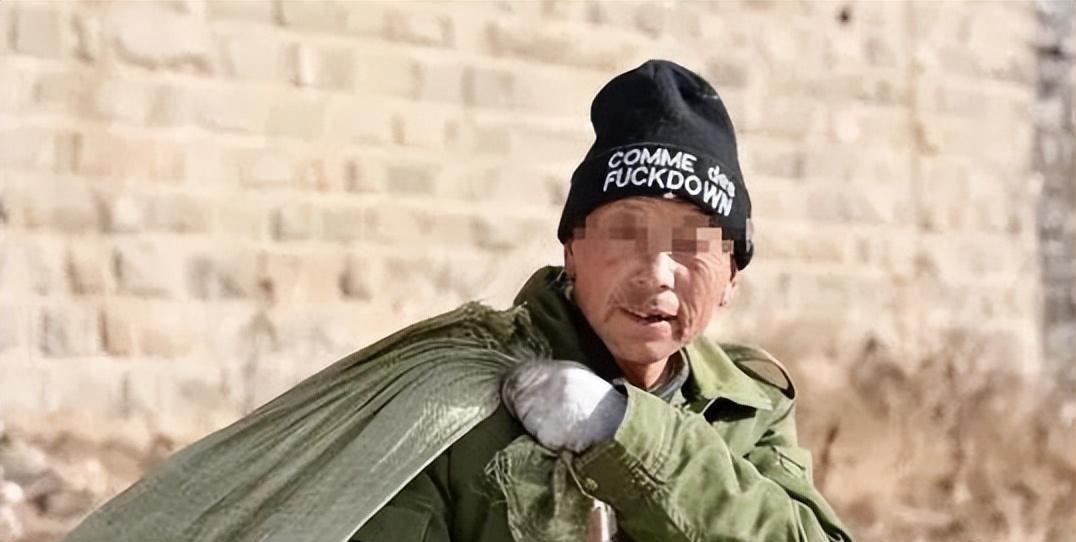 养父捡破烂供出清华才子,亲爸拿1000万认亲,李天赐:拿钱赶紧走