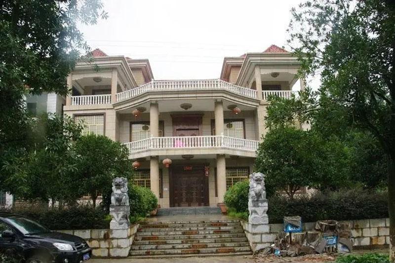 纪实:京东001号快递员:死心塌地送快递13年,刘强东给了他什么