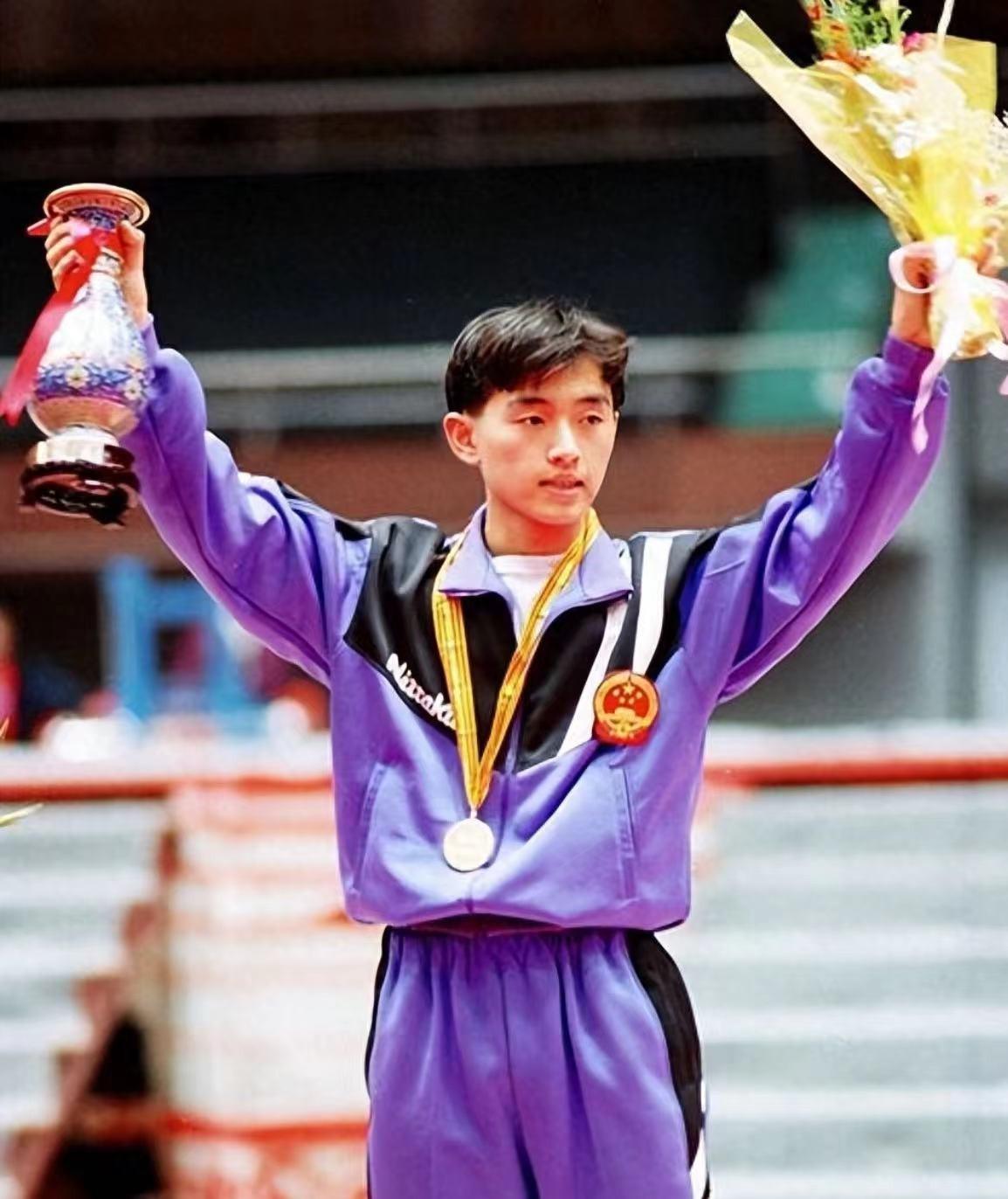 35年后,再看孔令辉刘国梁:才发现这对"双子星",到底有多传奇