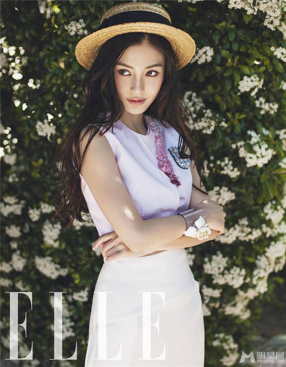 女神angelababy露背装展迷人姿态