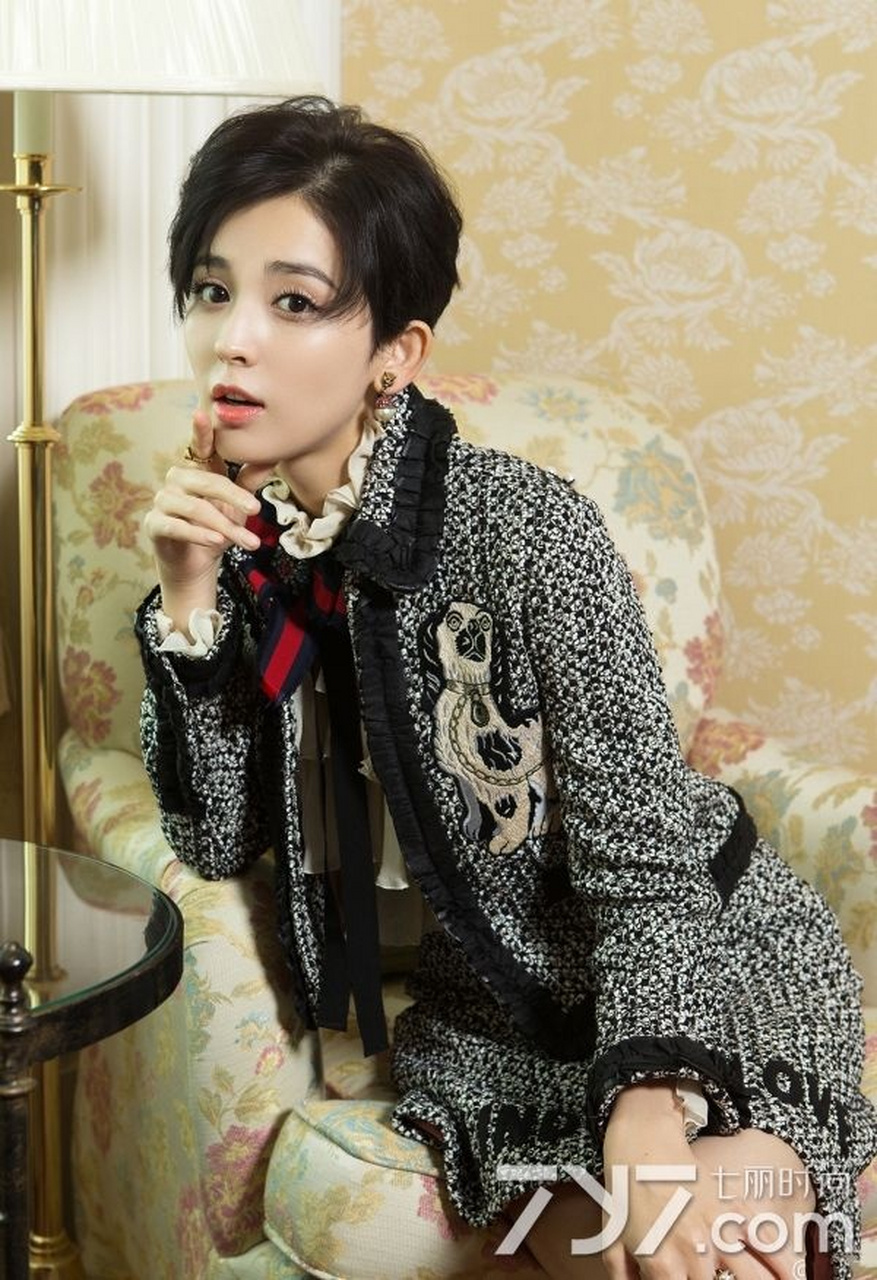 古力娜扎短发撩妹指数爆棚