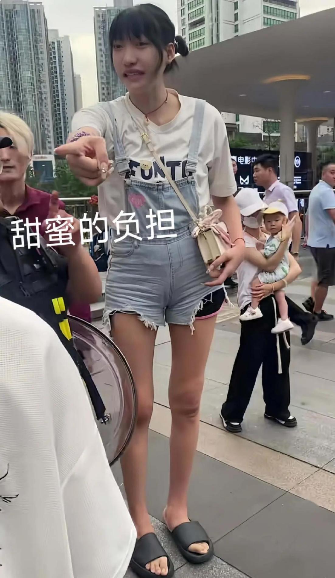 重庆美女身高图片