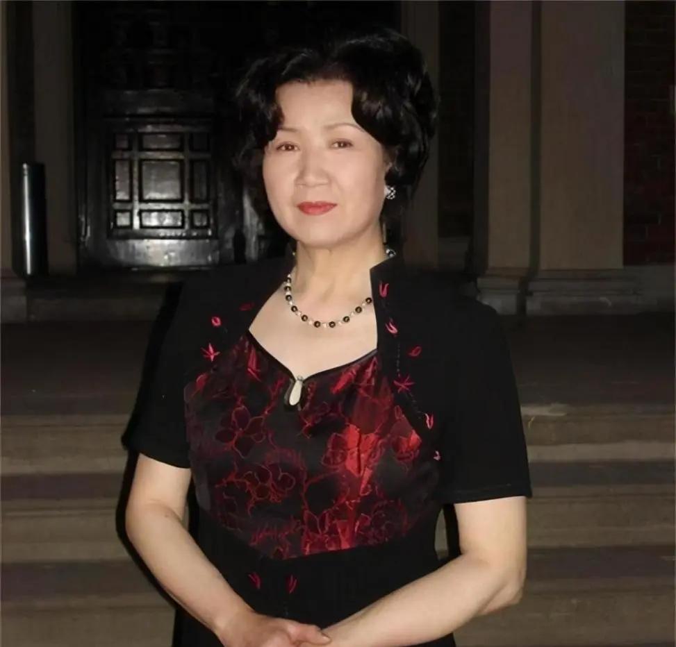 曹翠芬:余生好好走,52岁翻红75岁大红,80岁人生老来福