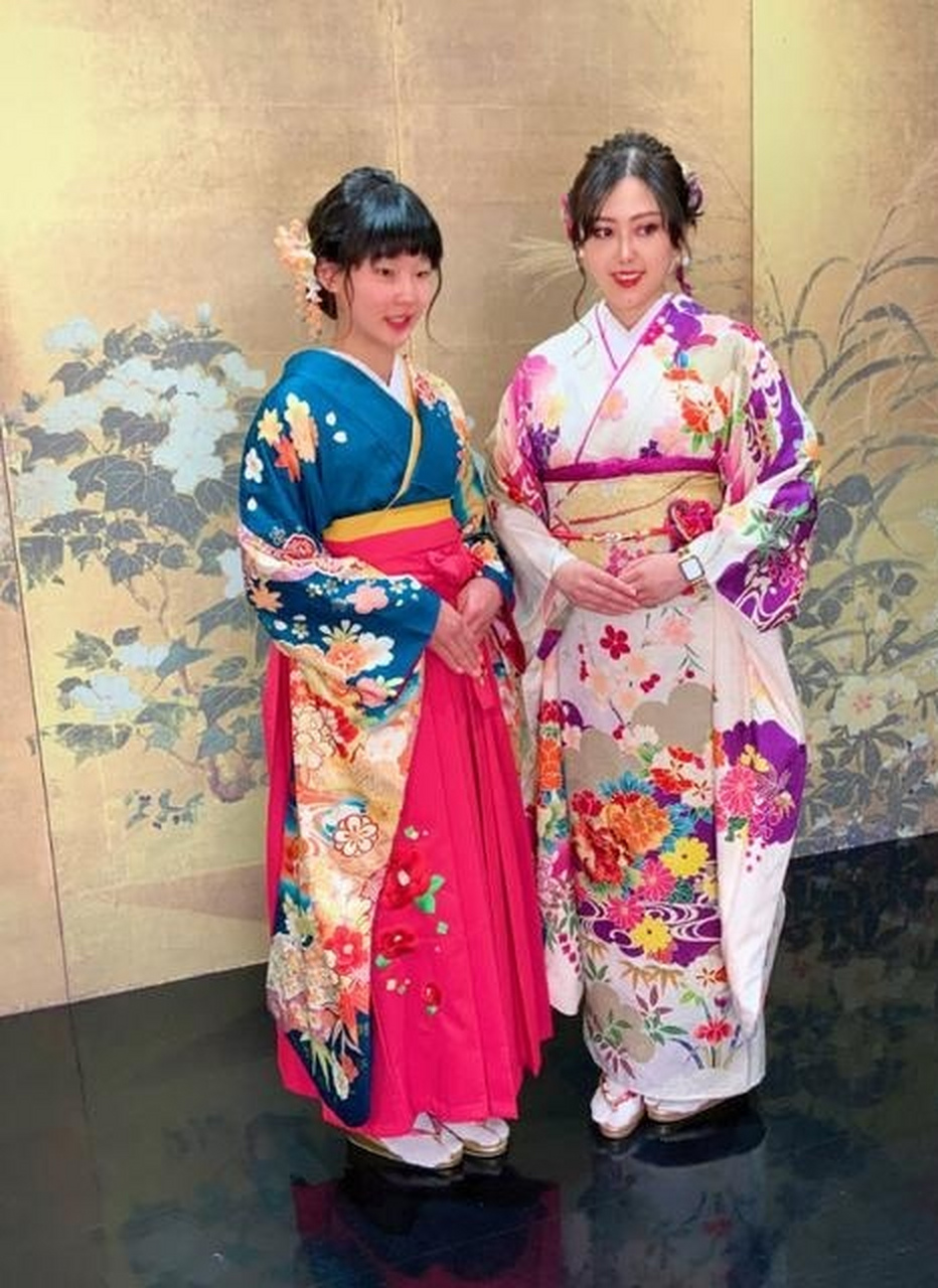 张本美和一张少见的和服照 和服是日本大和民族传统服饰 虽经长时间的