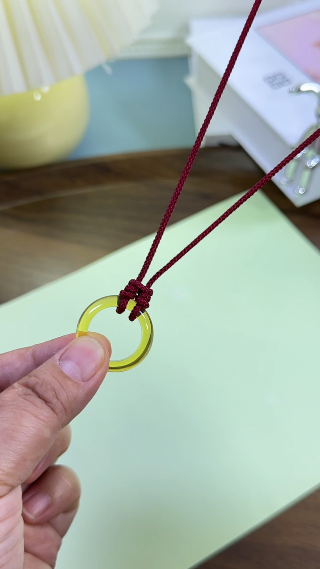 教你几秒学会不常戴的指环戒指编成项链,让它换种方式陪你