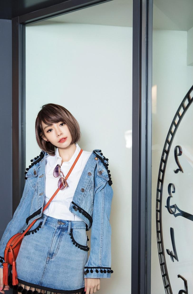 大马女神林明祯见证三弟结婚!喜极而泣饮弟媳茶,林母美貌真惊艳