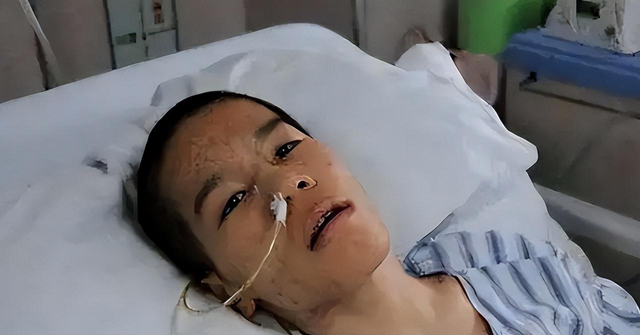2014年,初中男孩被打成植物人,苏醒后智商不到2岁,7名同学获刑