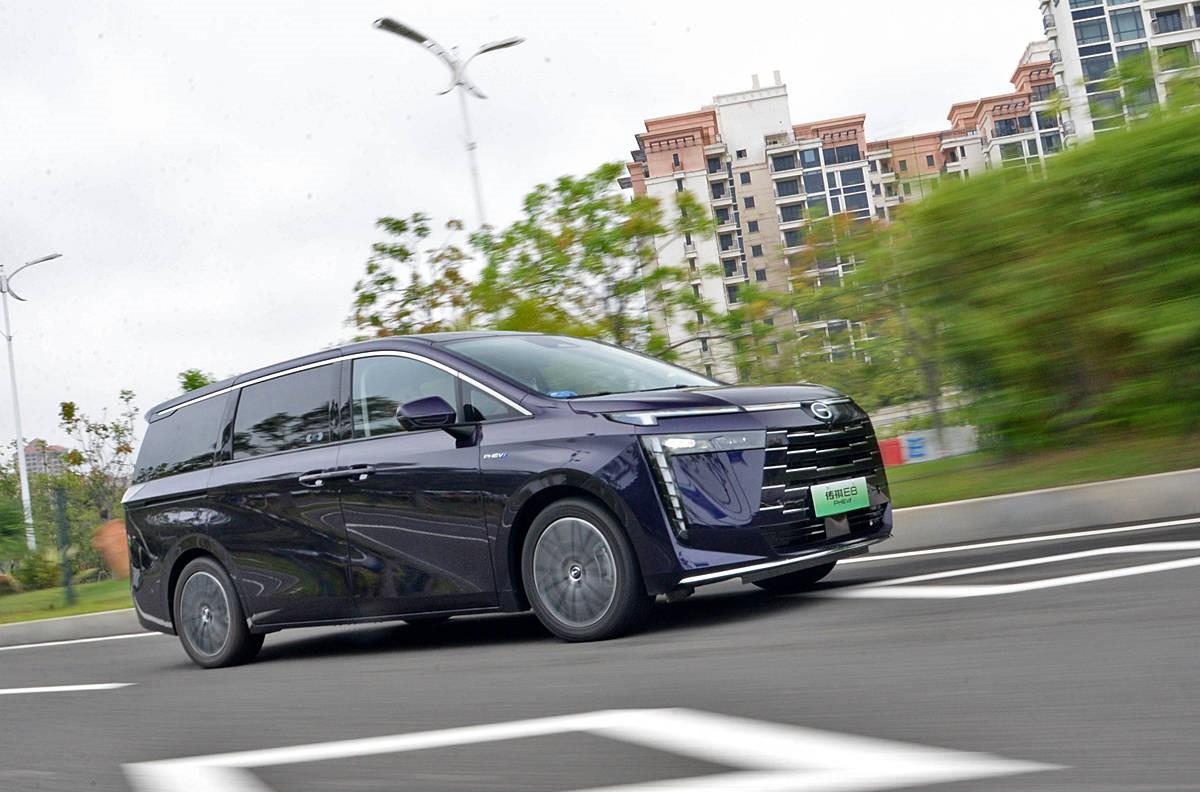 no4,比亚迪唐dm-i特点:能狂野也能省钱推荐指数:★★★★★mpv确实是