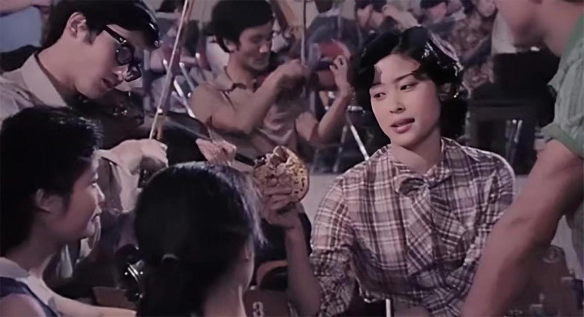 回顾戏骨李小燕:41岁嫁大15岁二婚徐敏,结婚20年无绯闻幸福美满