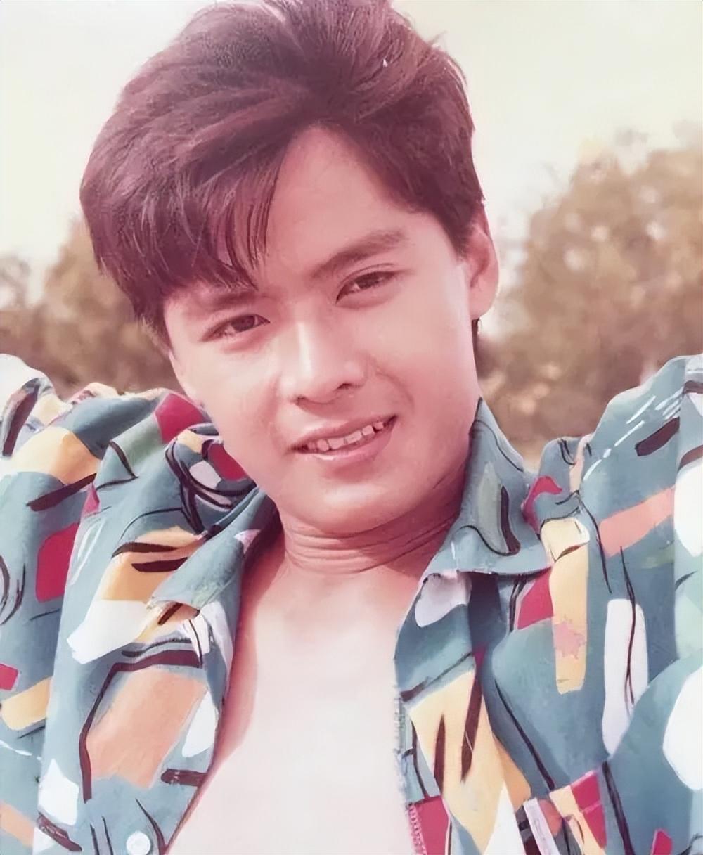 "新加坡帅哥"李南星:曾因沉迷赌博一无所有,至今仍单身