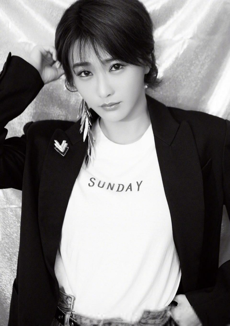 陈冰假透肉写真