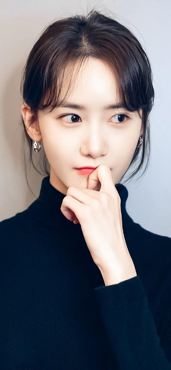 林允儿,黑色毛衣甜美壁纸