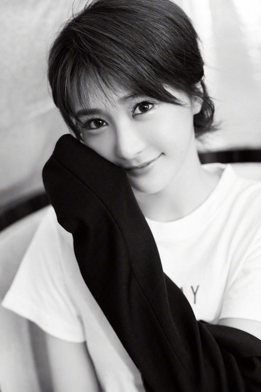 陈冰假透肉写真