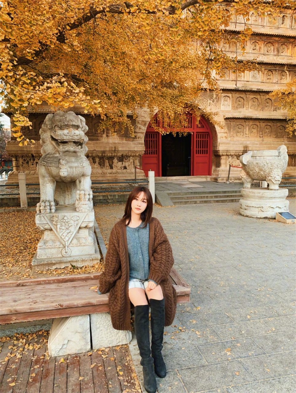 刘美含,冬日户外写真,美景美人,期待她的新作品