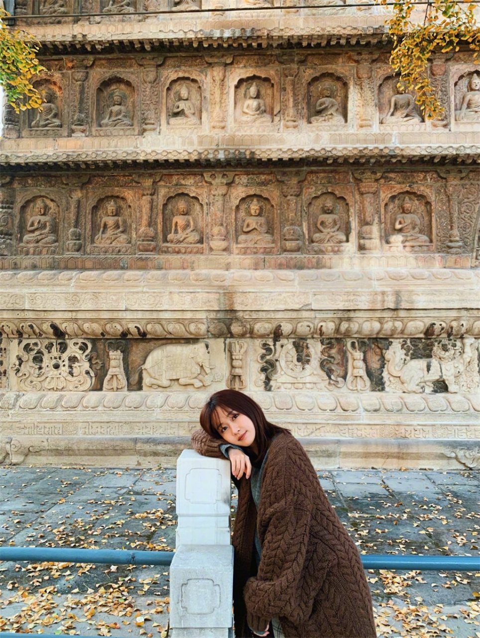 刘美含,冬日户外写真,美景美人,期待她的新作品