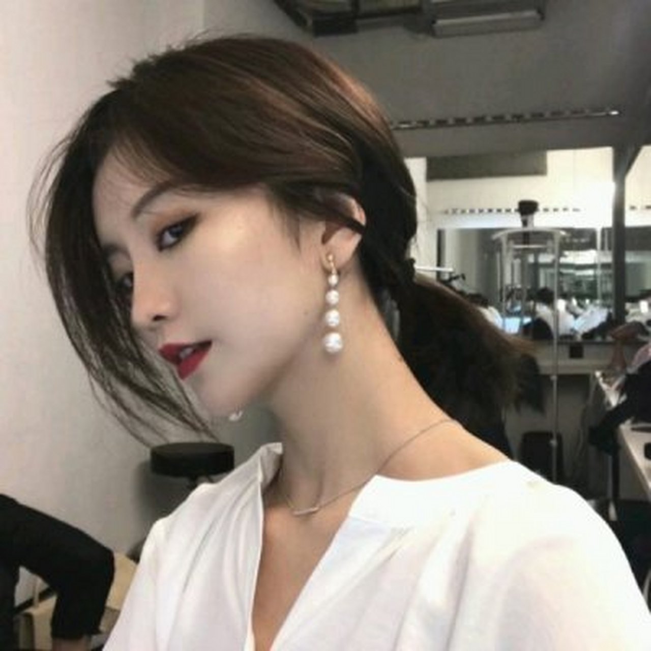 最新微信女生头像霸气高冷没有你我照样可以潇洒