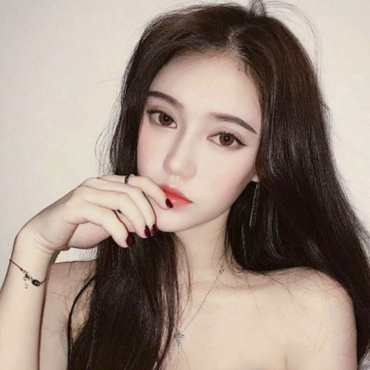 最新微信女生头像霸气高冷没有你我照样可以潇洒