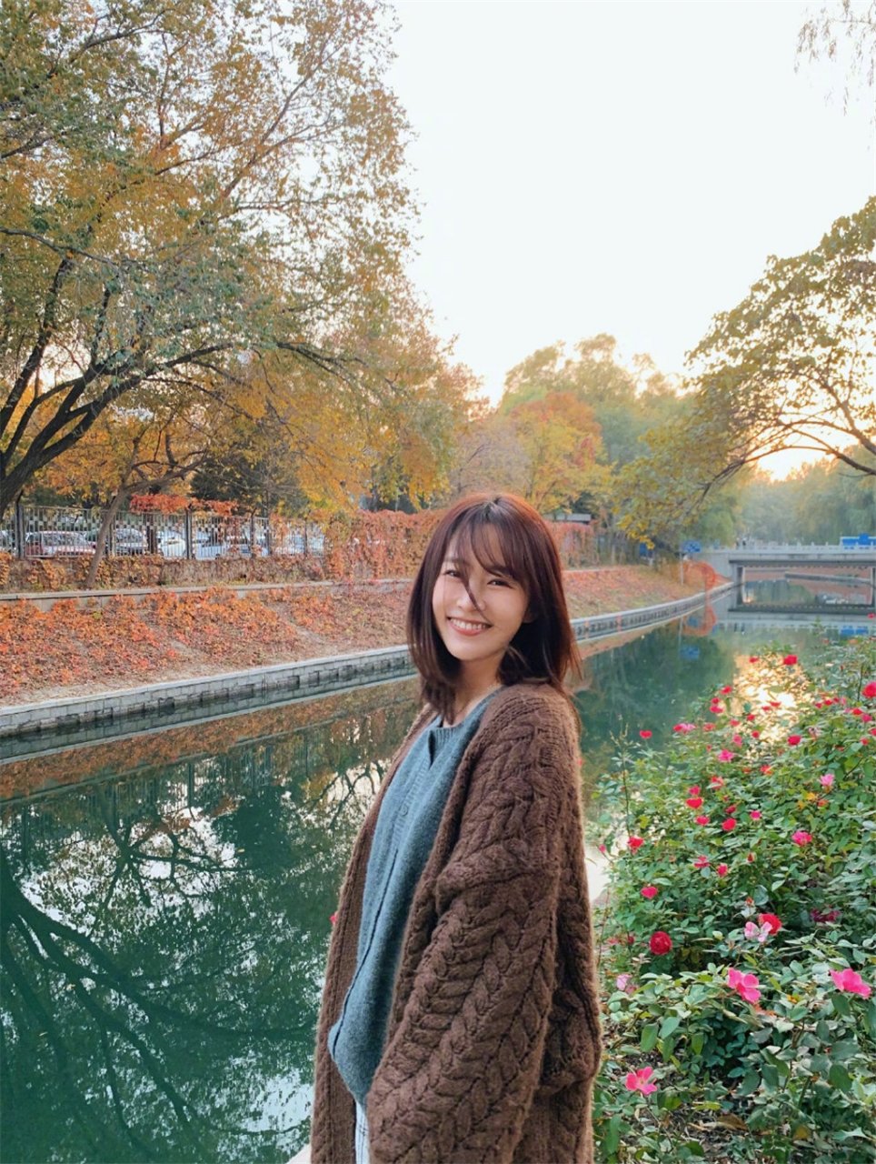 刘美含,冬日户外写真,美景美人,期待她的新作品