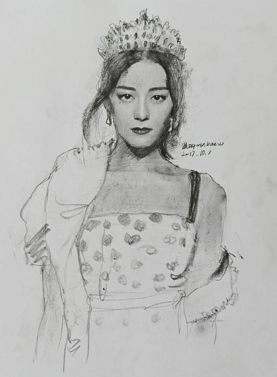 迪丽热巴素描画,用铅笔留住你的美